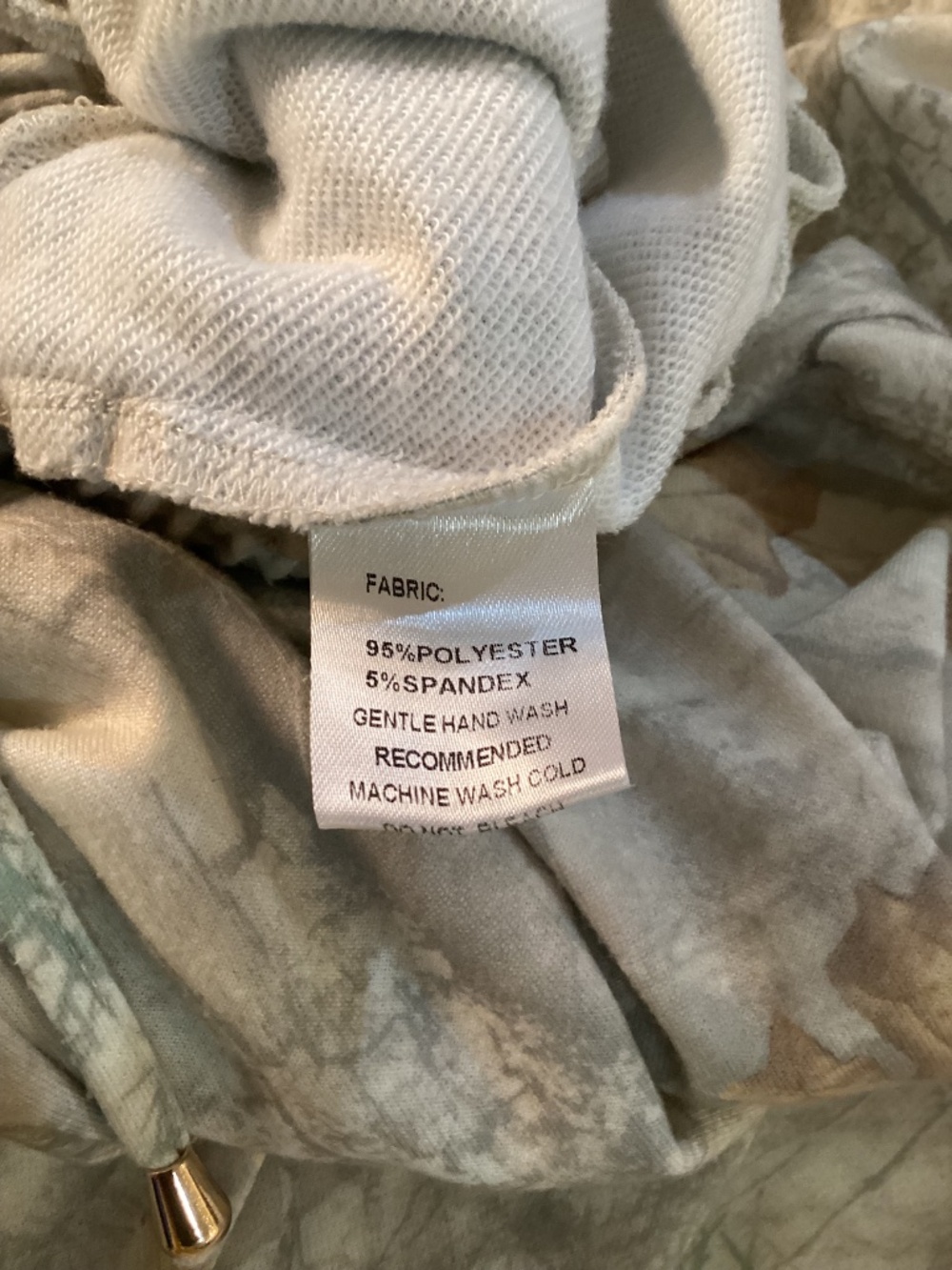 Bourbon and Belles Woodland Leaf Camo Lounge Set Matching Sweatsuit Size L - Picture 10 of 10